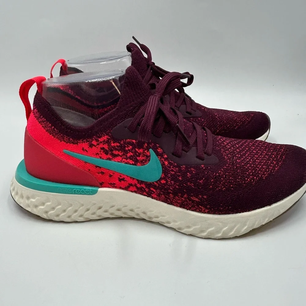 Nike Epic React “Bordeaux” Women’s size 8.5 Excellent Condition